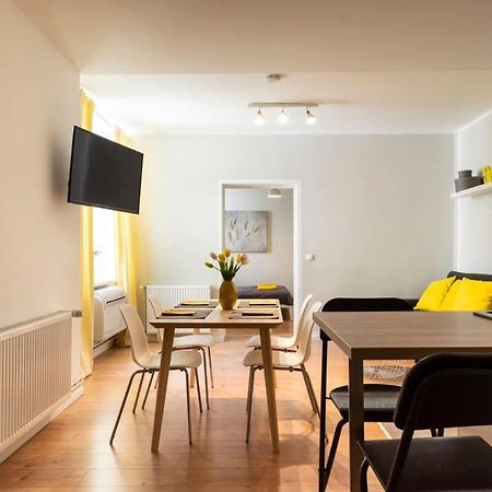 Cosy Two Br Plus Self Checkin Plus Street Parking 柏林 外观 照片